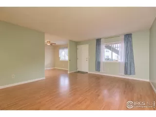 Photo #3: 928309 Listing