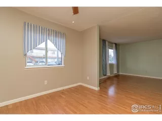 Photo #6: 928309 Listing