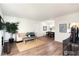 Photo #2: 928352 Listing