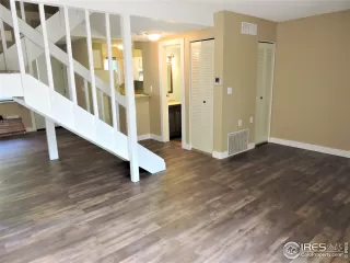 Photo #2: 928438 Listing