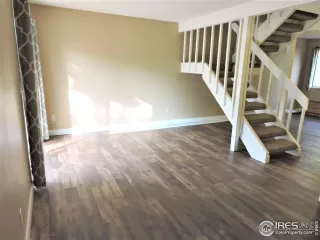 Photo #3: 928438 Listing