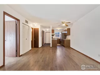 Photo #5: 928462 Listing 