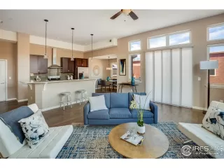 Photo #5: 928490 Listing 