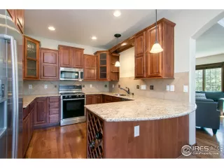 Photo #1: 928536 Listing