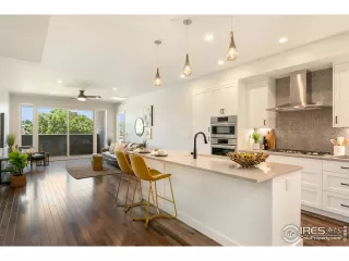 Photo #5: 928555 Listing 