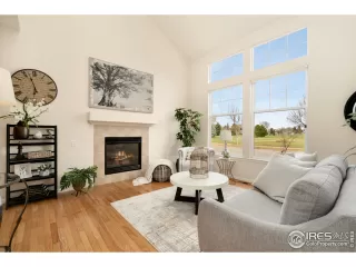Photo #4: 928563 Listing