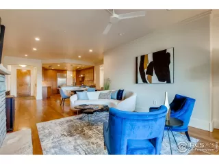 Photo #4: 928583 Listing