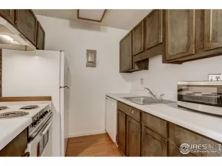 Photo #4: 928584 Listing