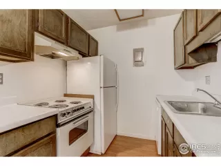 Photo #5: 928584 Listing