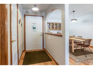 Photo #4: 928593 Listing