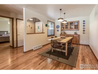 Photo #5: 928593 Listing