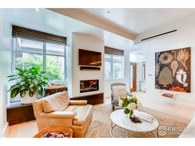 MLS: 928610 Condo For Sale