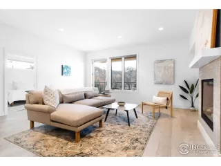 Photo #6: 928615 Listing 