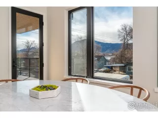 Photo #6: 928713 Listing