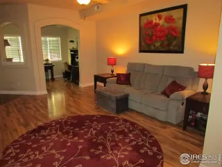 Photo #2: 928735 Listing