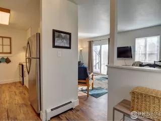 Photo #5: 928768 Listing 