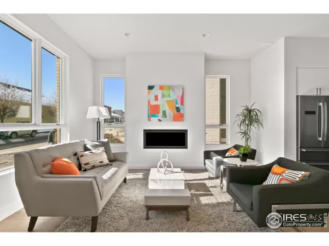 MLS: 928815 Condo For Sale