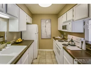 Photo #5: 928861 Listing