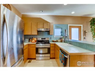 Photo #5: 928862 Listing