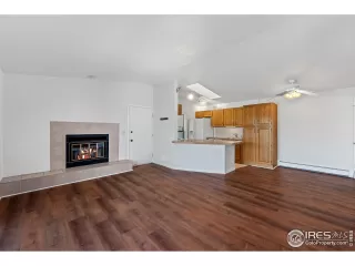 Photo #4: 928875 Listing 