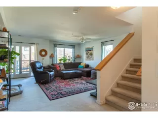 Photo #4: 928877 Listing