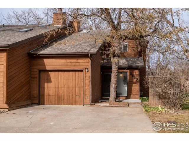 MLS: 928895 Condo For Sale