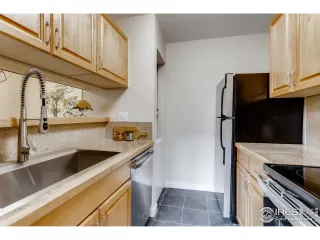 Photo #6: 928929 Listing