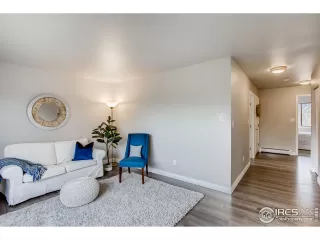 Photo #3: 928935 Listing 