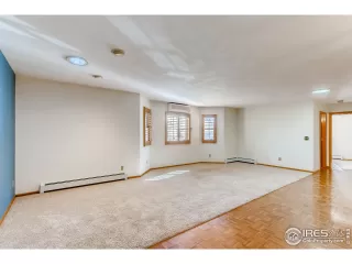 Photo #6: 928946 Listing