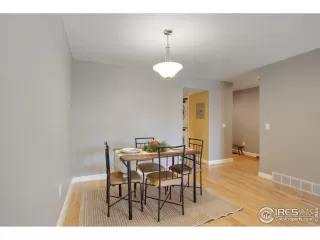 Photo #4: 929015 Listing