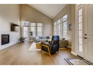 Photo #5: 929045 Listing 