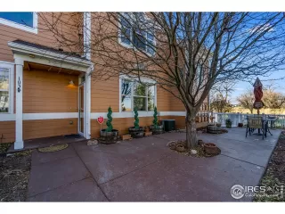 Photo #1: 929070 Listing