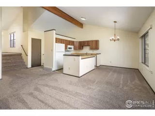 Photo #1: 929077 Listing