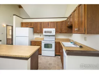 Photo #2: 929077 Listing