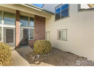 Photo #5: 929077 Listing