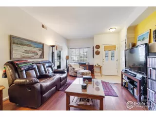 Photo #5: 929091 Listing 