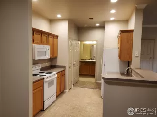 Photo #5: 929154 Listing