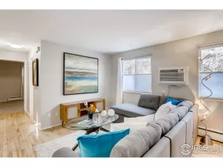 Photo #5: 929168 Listing