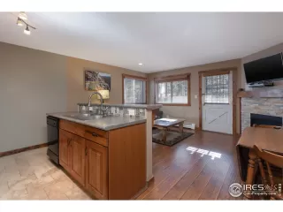 Photo #5: 929184 Listing