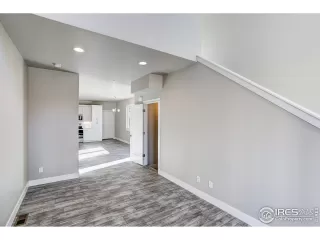 Photo #3: 929214 Listing