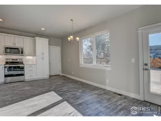 Photo #6: 929214 Listing