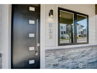 Photo #1: 929215 Listing