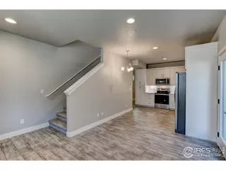 Photo #6: 929215 Listing