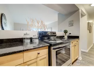 Photo #5: 929251 Listing