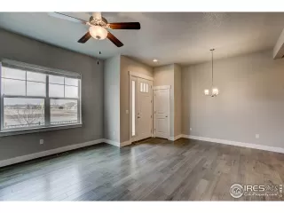 Photo #2: 929258 Listing