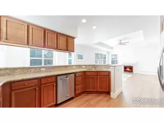 Photo #6: 929287 Listing