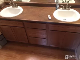 Photo #5: 929362 Listing 