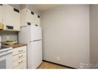 Photo #6: 929375 Listing 