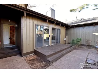 Photo #2: 929566 Listing