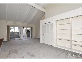 Photo #5: 929566 Listing